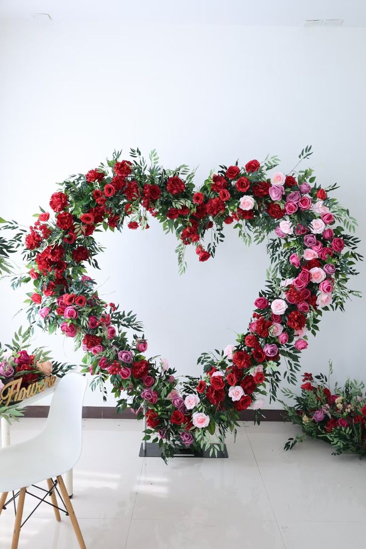 FRAMES & STRUCTURES FOR HIRE