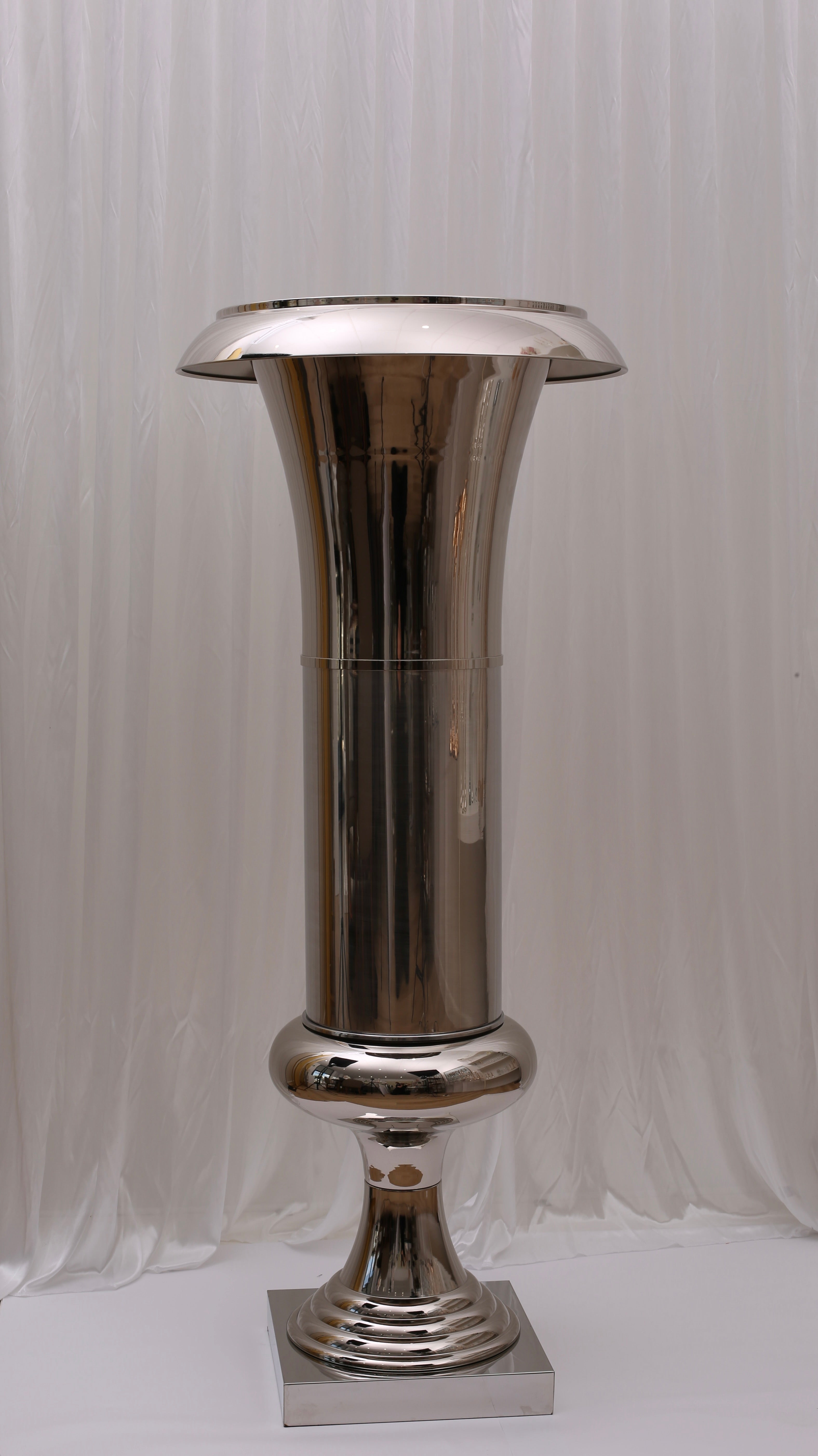 Charlotte Trumpet Floral Urn Large/ Silver