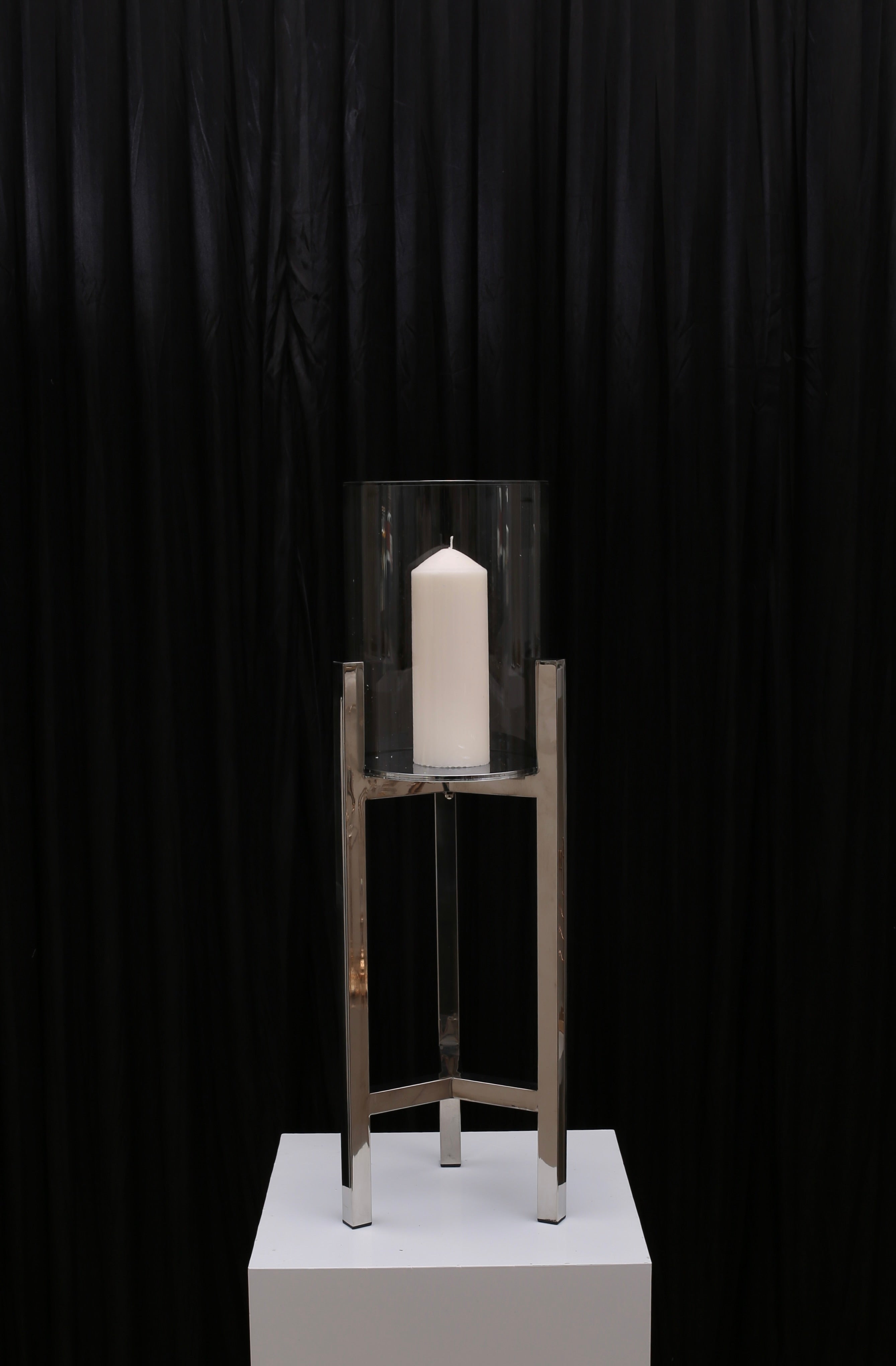 Veronica Pillar Candleholder For Hire Medium / Silver