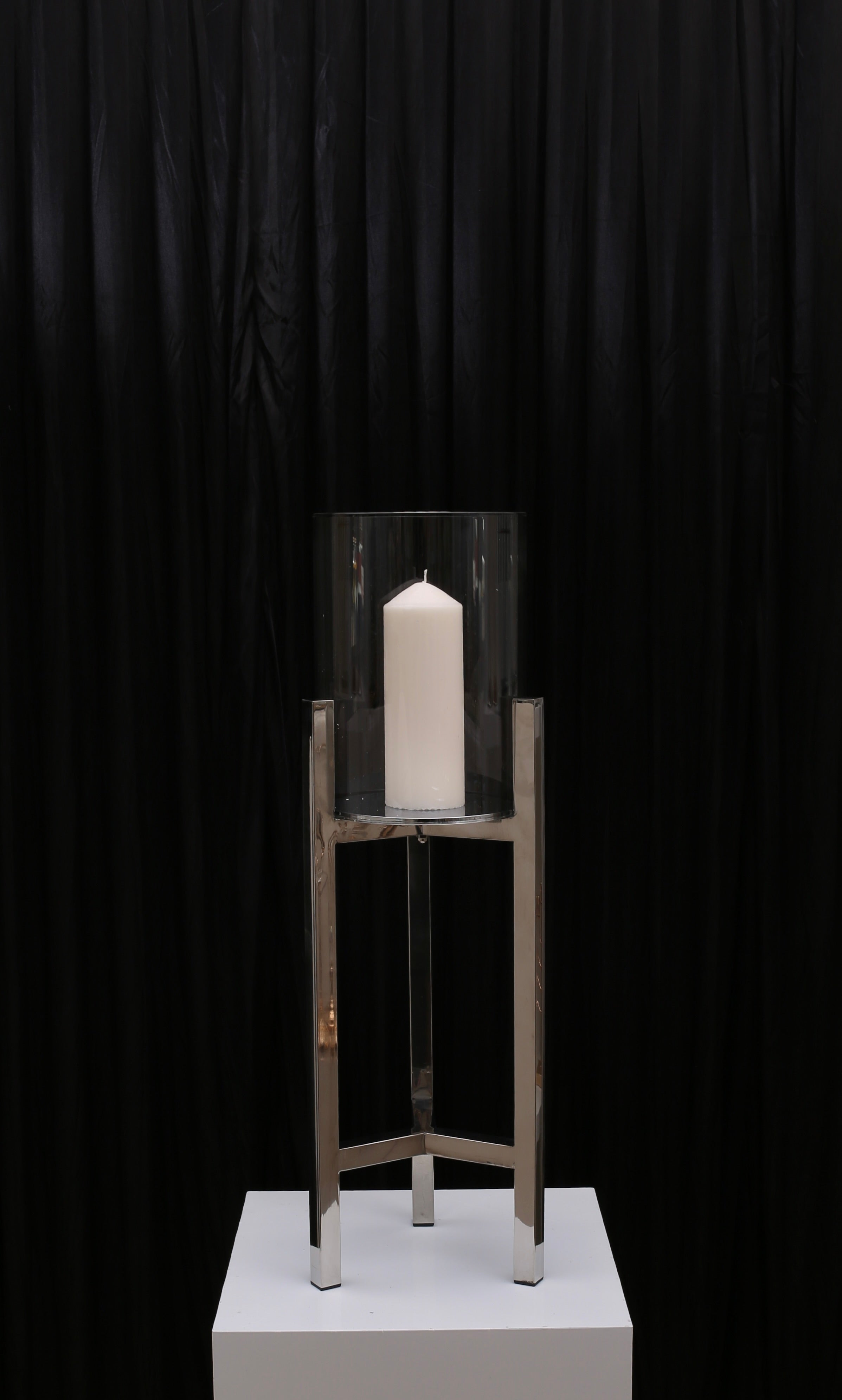 Veronica Pillar Candleholder For Hire Small / Silver