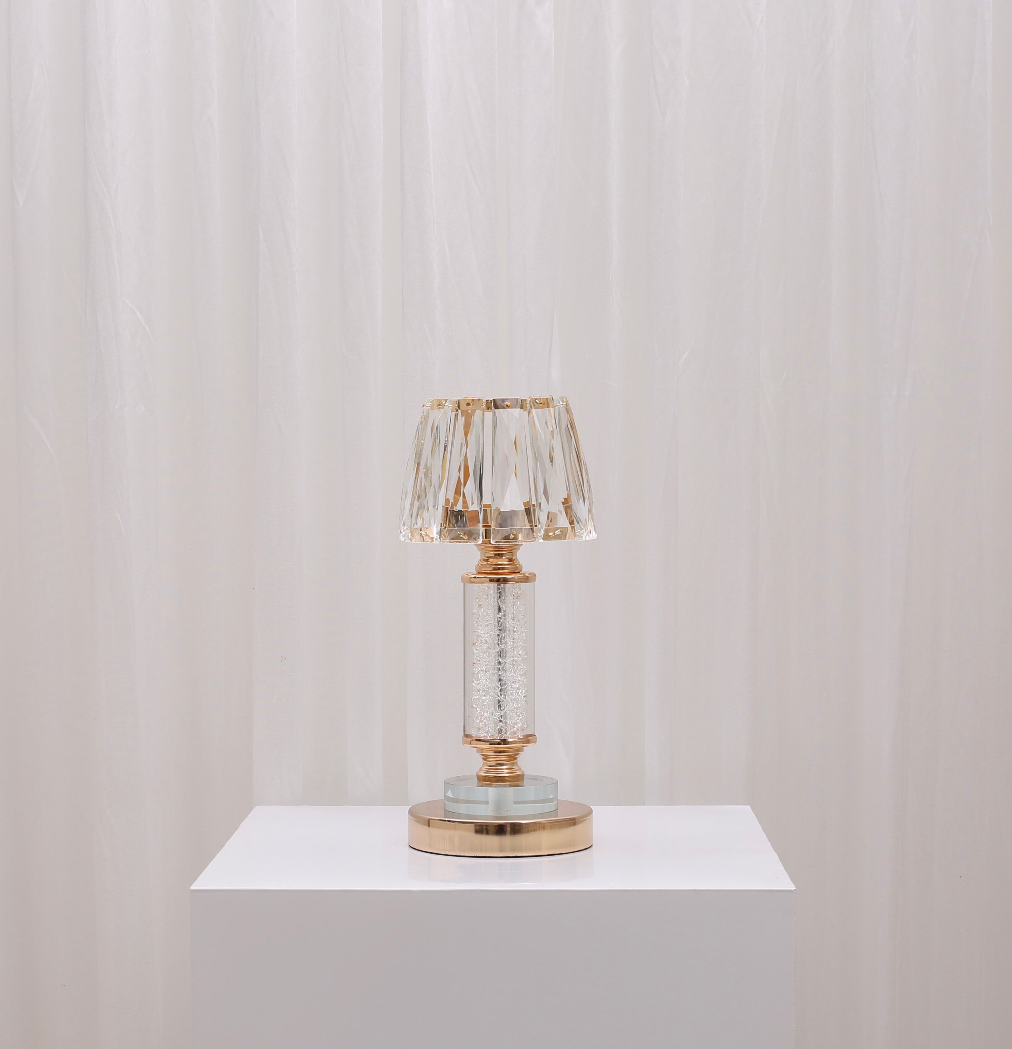 Clara Candleholders For Hire Small/ Gold
