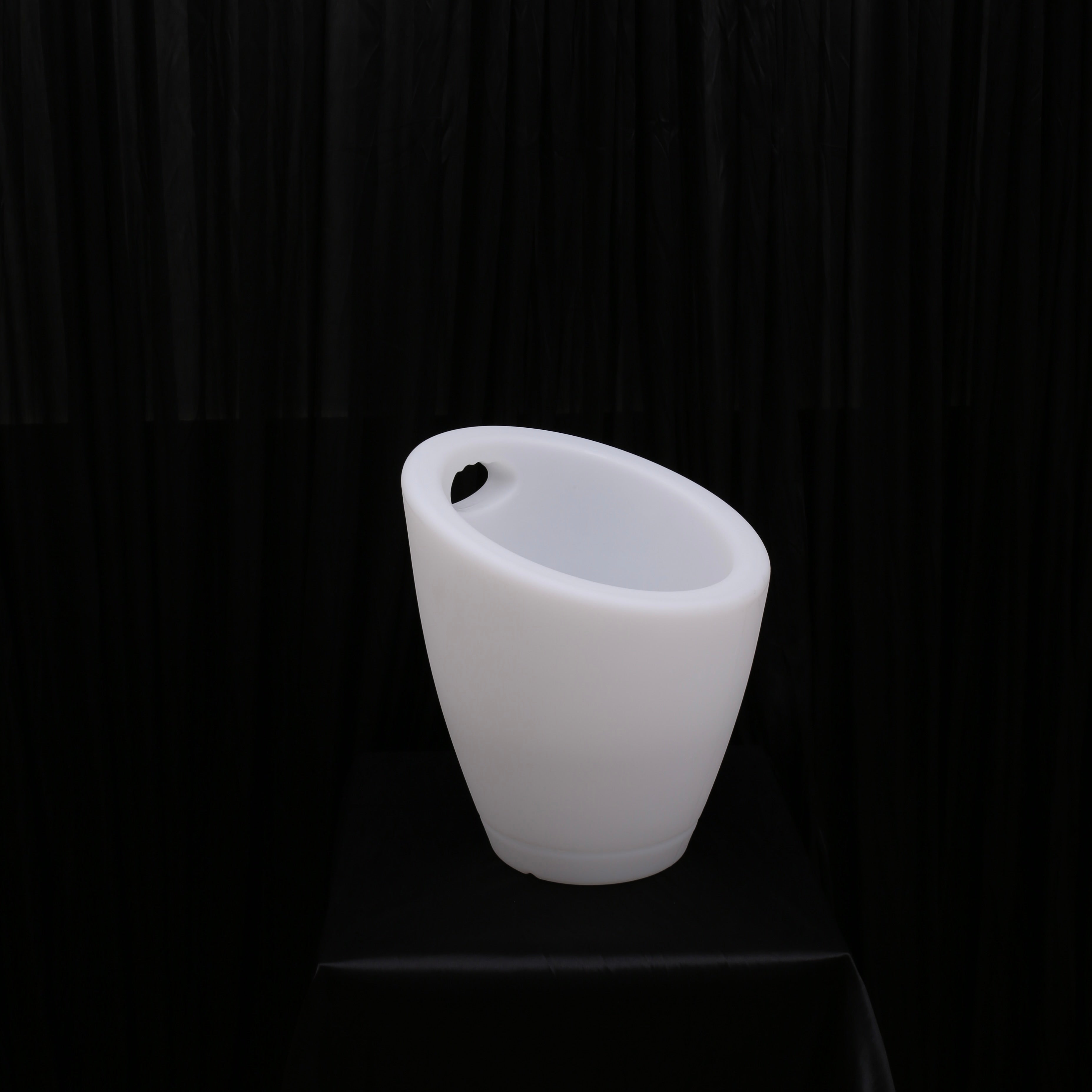 LED Oval Ice Bucket For Hire